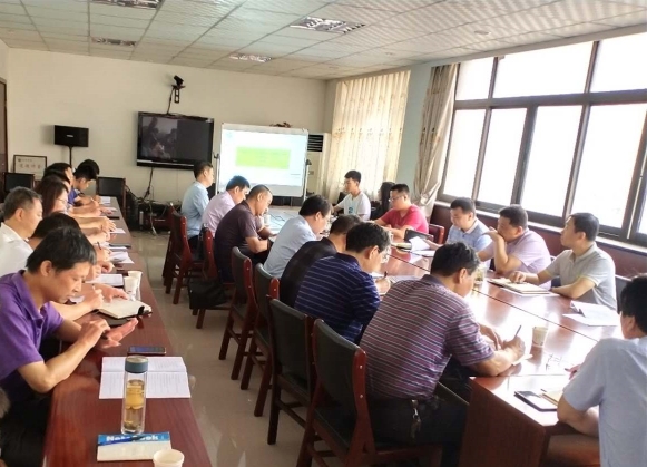 市工信局召开大气综合治理工作会议